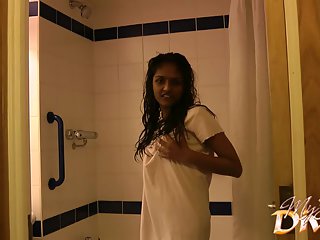 Horny Indian Slut Divya Masturbating Caught